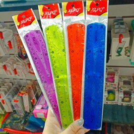 REGLA FLEXIBLE DE COLORES 20CM